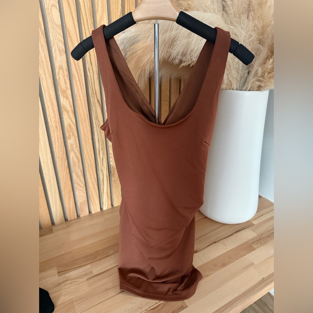 Scoop Neck Sleeveless Dress in Rich Brown